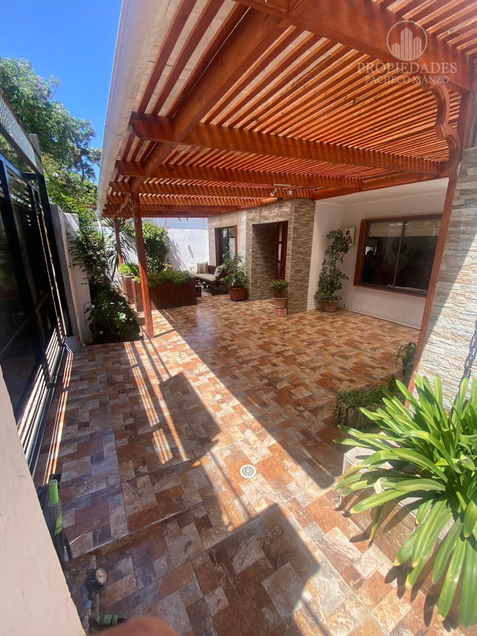 Propiedad en calle TOCOPILLA - Arriendo